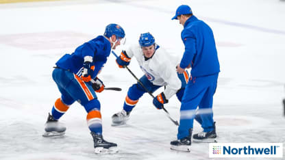 PHOTOS: Islanders Morning Skate Apr. 1