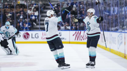 Seattle Kraken Toronto Maple Leafs game recap October 18 2025