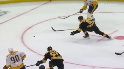 O'Reilly marque en plein vol