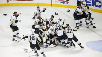 Pens_celebrate_2016StanleyCup_win