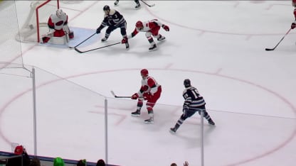 Coyle doubles lead with PPG