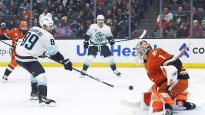 SEA@ANA: Dostal with a great save against Frederick Gaudreau