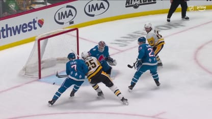 PIT@COL: Soderblom scores goal against Mackenzie Blackwood