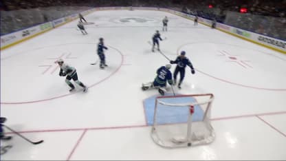 SEA@VAN: Beniers scores goal against Canucks