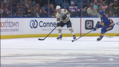 BOS@BUF: Lindholm scores goal against Sabres