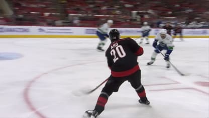 Jarvis intercepte au vol, Svechnikov marque