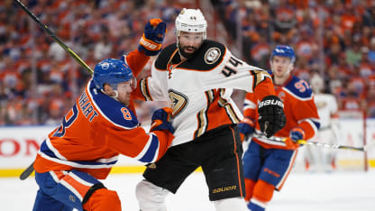 firstintermission_mediawall_050717atEDM