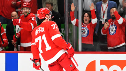 Larkin's 3rd NHL hat trick