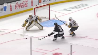 VGK@LAK: Foegele scores goal against Ilya Samsonov