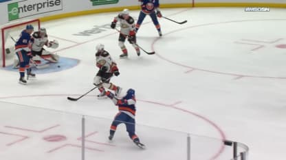 Barzal hammers home a PPG