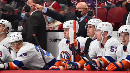 Islanders-Bench-Bell-Centre