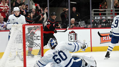 Jarvis complète un beau jeu de passes