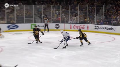 Lorentz profite de la nonchalance de McAvoy en I.N.