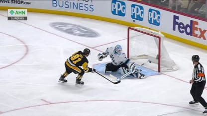 UTA@PIT: Kindel scores goal against Karel Vejmelka