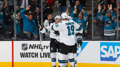 20161025-vlasic-goal-celebration-16x9