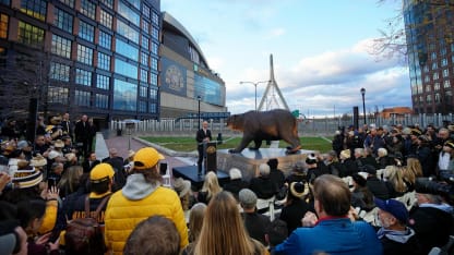 Press Conference: Bear Statue Unveil