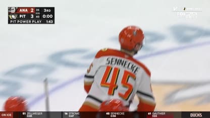 Sennecke beats buzzer with SHG