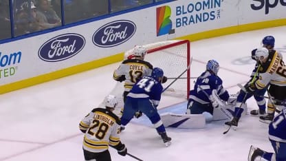 Mason Lohrei with a Goal vs. le Lightning de Tampa Bay