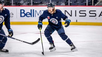 NHLJets_CP_221013_mitch-1