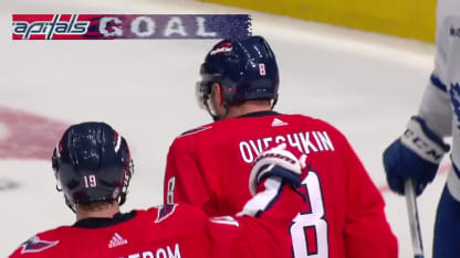 Ovechkin castiga en Power Play