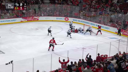 Vanecek s'impose devant Mikheyev