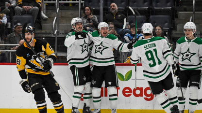 Stars score 6 goals in the 1st period