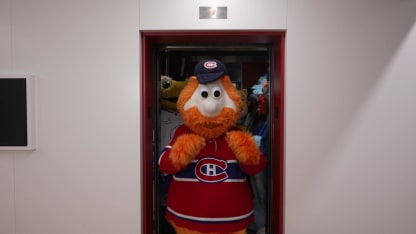 Les mascottes arrivent au Party de mascottes