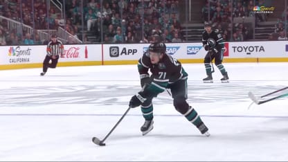 MTL@SJS: Celebrini scores goal against Jakub Dobeš