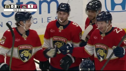 Bennett doubles Panthers' lead