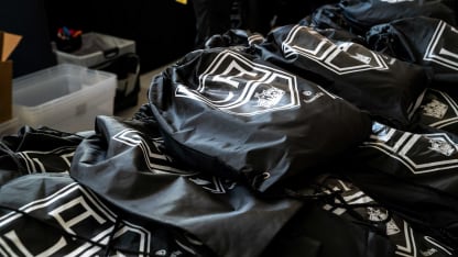 LA-Kings-Gift-Bags