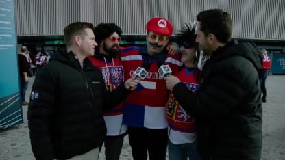 Demers, Coyle chat with all sorts of fans in Milan