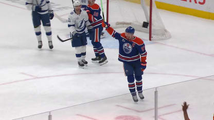 McDavid grabs lead on crafty tip-in