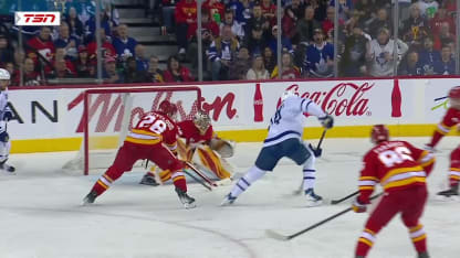 TOR@CGY: Stecher scores goal against Dustin Wolf