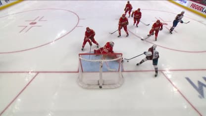 Kelly buries a backhand