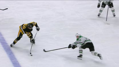 DAL@PIT: Acciari scores goal against Jake Oettinger