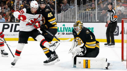 Swayman blanks Devils