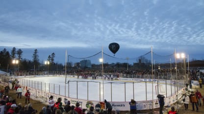 15-HDM hot air balloon over rink
