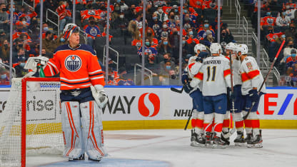 EDM-FLA-Panthers-Score-huddle