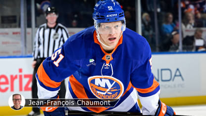 Mathieu Darche tenait à Emil Heineman Islanders New York