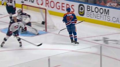 McDavid's spin-o-rama goal
