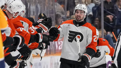 Cates upottaa paluukiekon