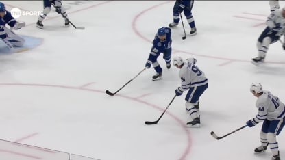 Tavares banks PPG to put Leafs on the board