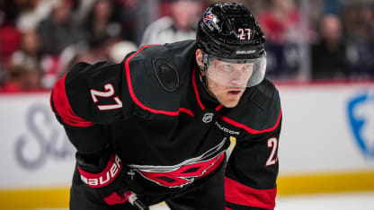 Ehlers adjusting to 'completely new' Hurricanes