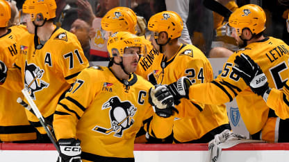 Penguinsin Crosbylle 500 usean pisteen ottelu