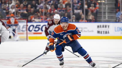 Colorado Avalanche v Edmonton Oilers