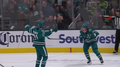 Wennberg steals the lead in final minute of 3rd