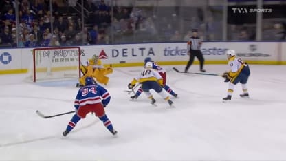 Zibanejad se faufile