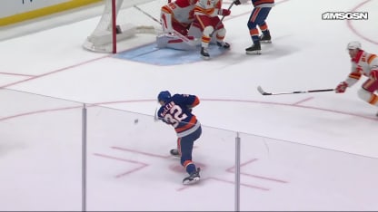 MacLean buries a rebound