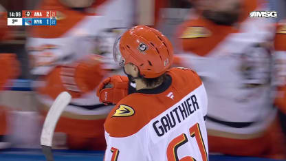 Gauthier grabs the lead with PPG