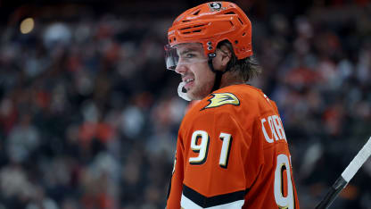 Nedräkning Milano Leo Carlsson närmar sig OS plats för Tre Kronor